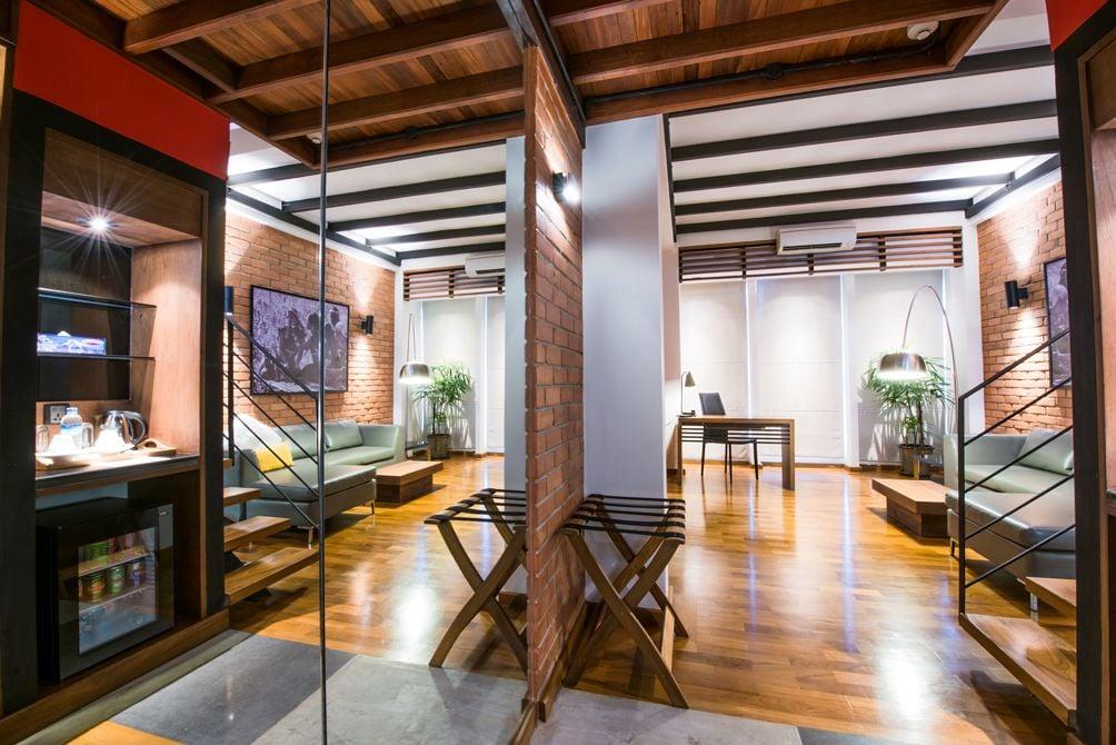 The Loft Hotel Downtown Янгон Экстерьер фото