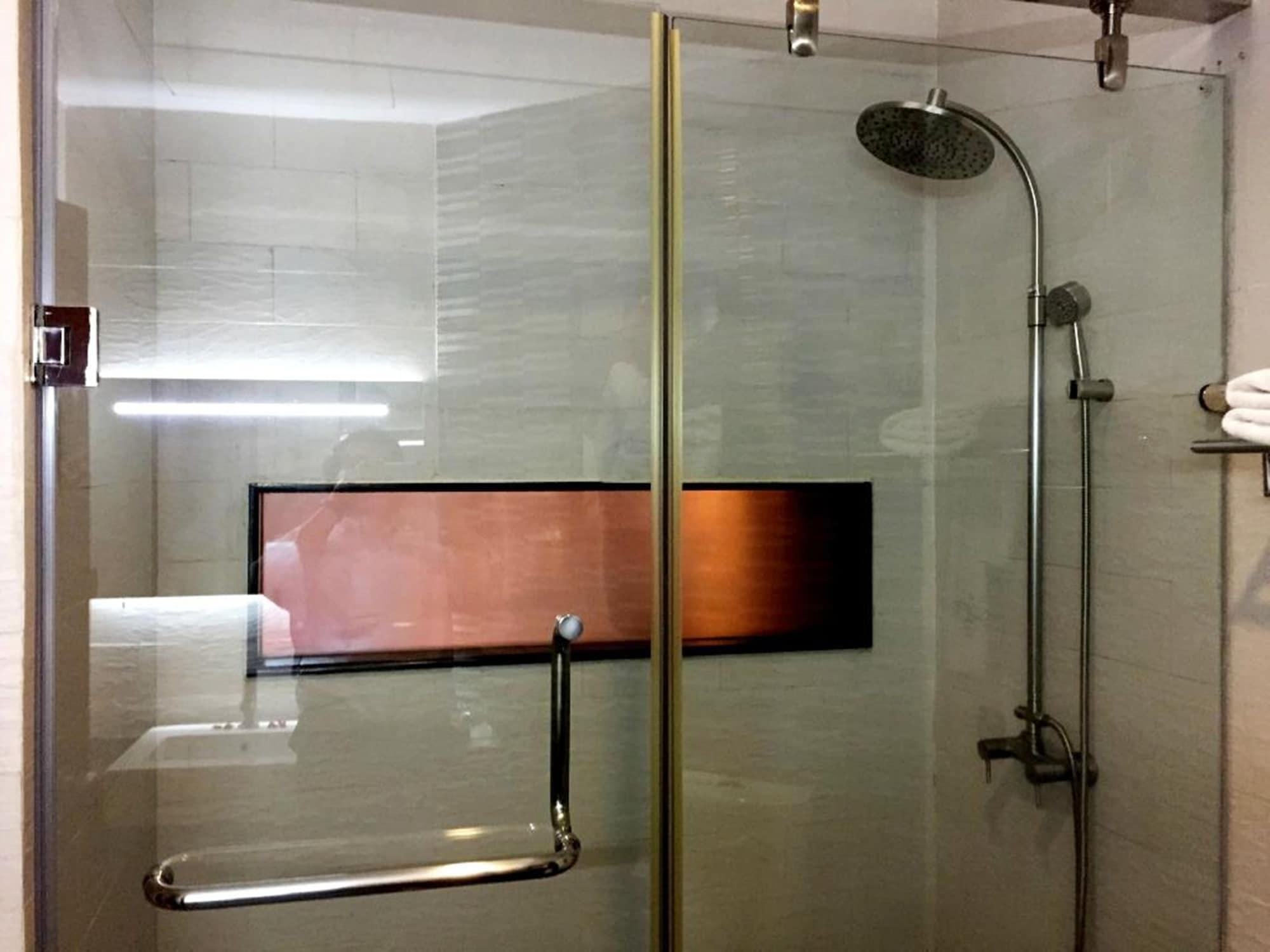 The Loft Hotel Downtown Янгон Экстерьер фото