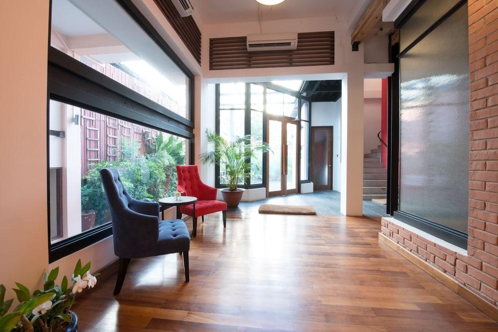 The Loft Hotel Downtown Янгон Экстерьер фото