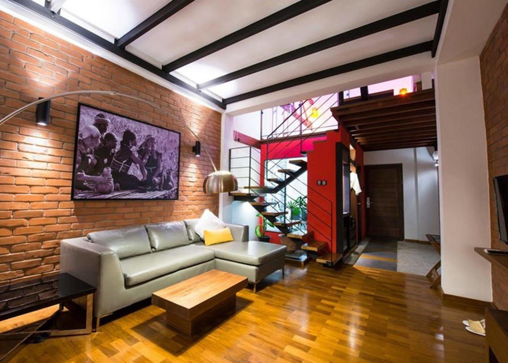The Loft Hotel Downtown Янгон Экстерьер фото