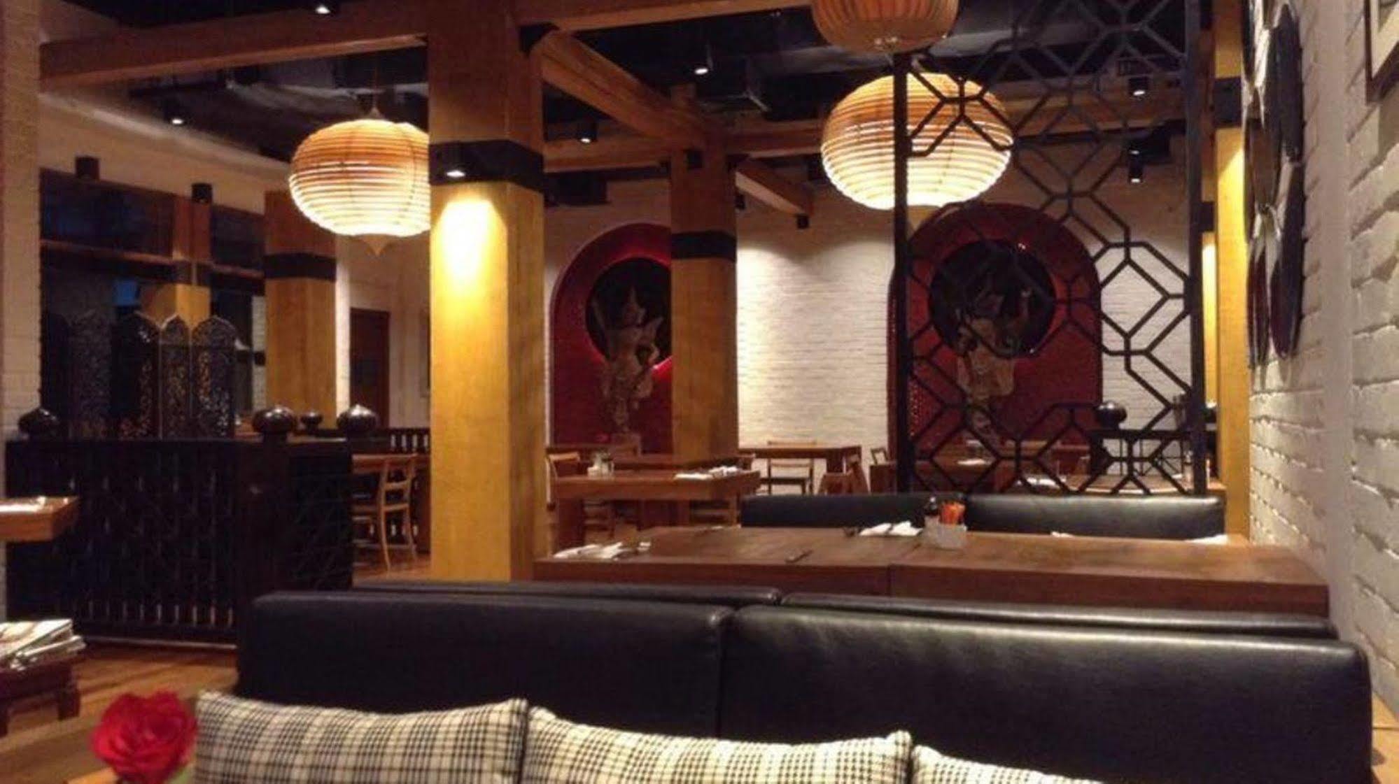 The Loft Hotel Downtown Янгон Экстерьер фото