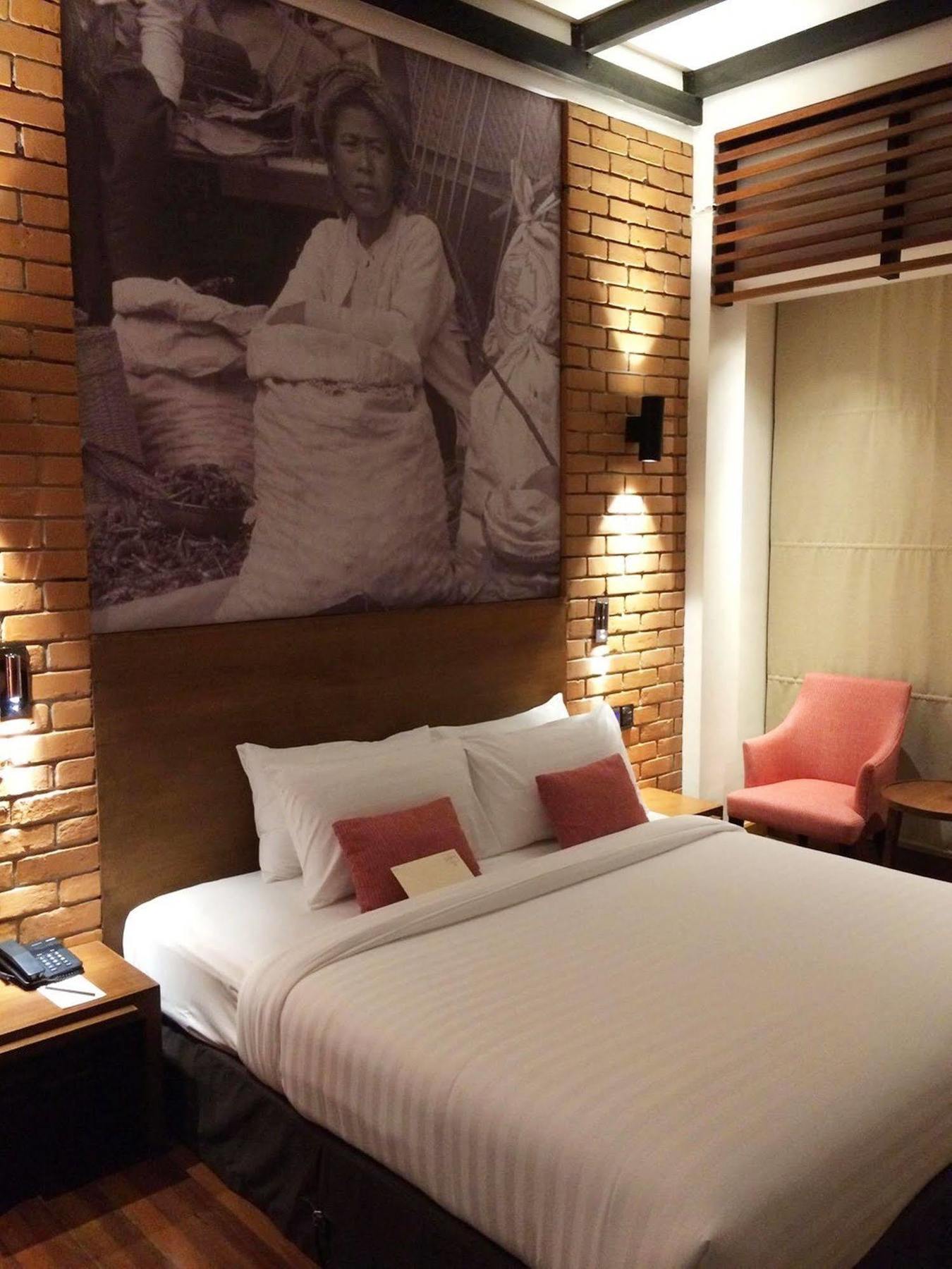 The Loft Hotel Downtown Янгон Экстерьер фото